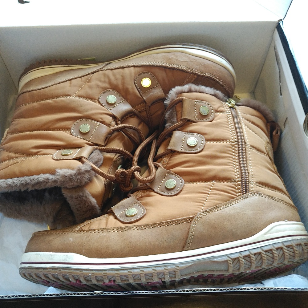 Size 6 Pajar Winter Boots